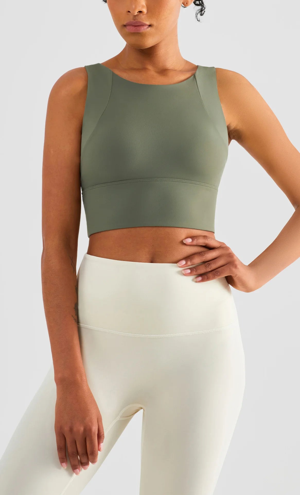 Brassière de yoga ajustée