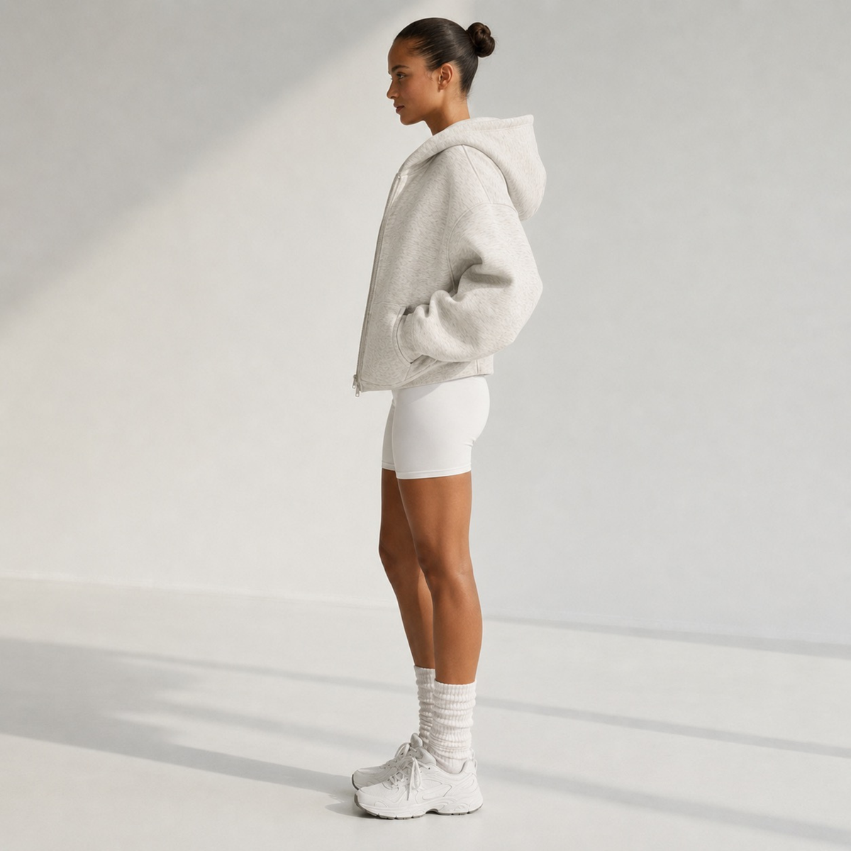 Sweat à capuche épais avec poche gris clair