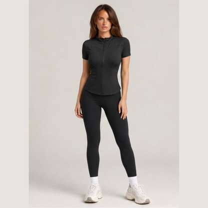 Veste de sport cintrée manches courtes noir